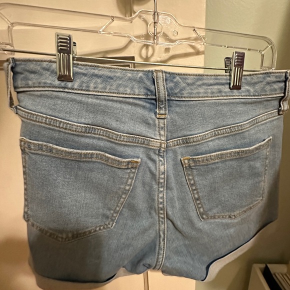 Universal Threads Jean shorts size 2/26 - Picture 2 of 2